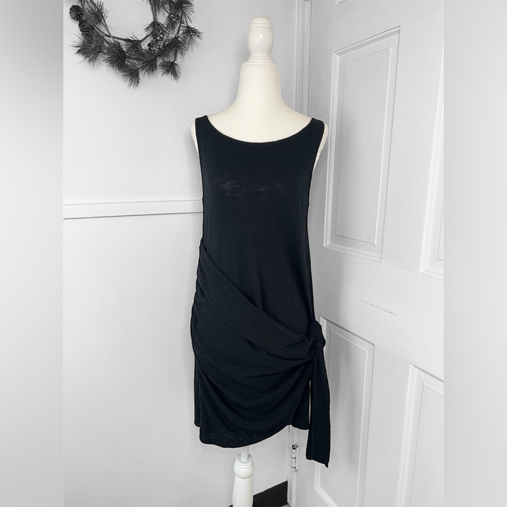 Sleeveless Knot-Detail Mini Dress in Black - Picture 2 of 10